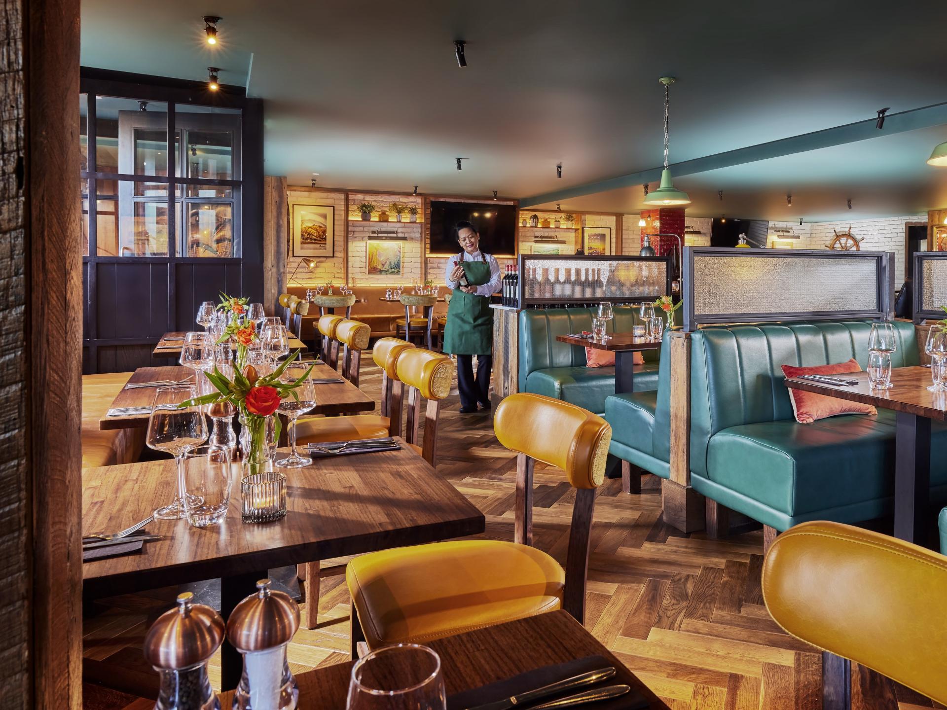 The Coast Bar And Dining Room